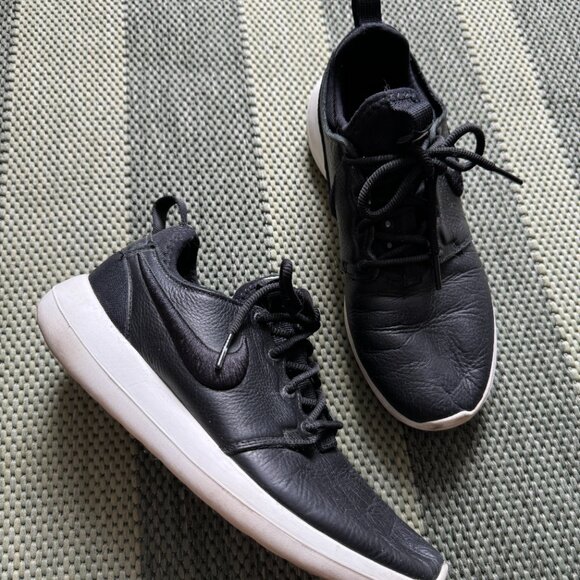 NIKE LEATHER ROSHE RUN - Picture 3 of 5